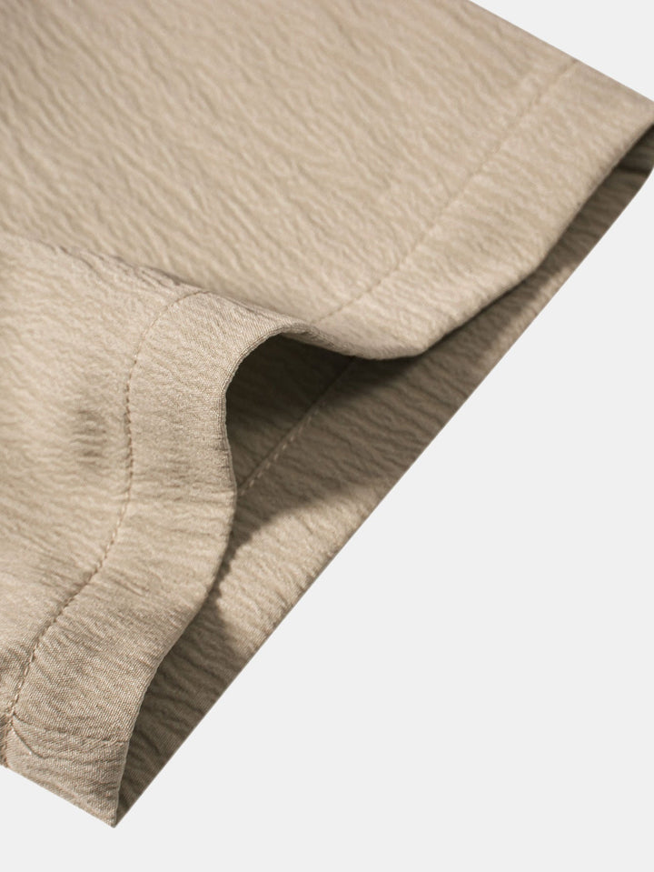 Arthur | Short-sleeve shirt paired with relaxed pant