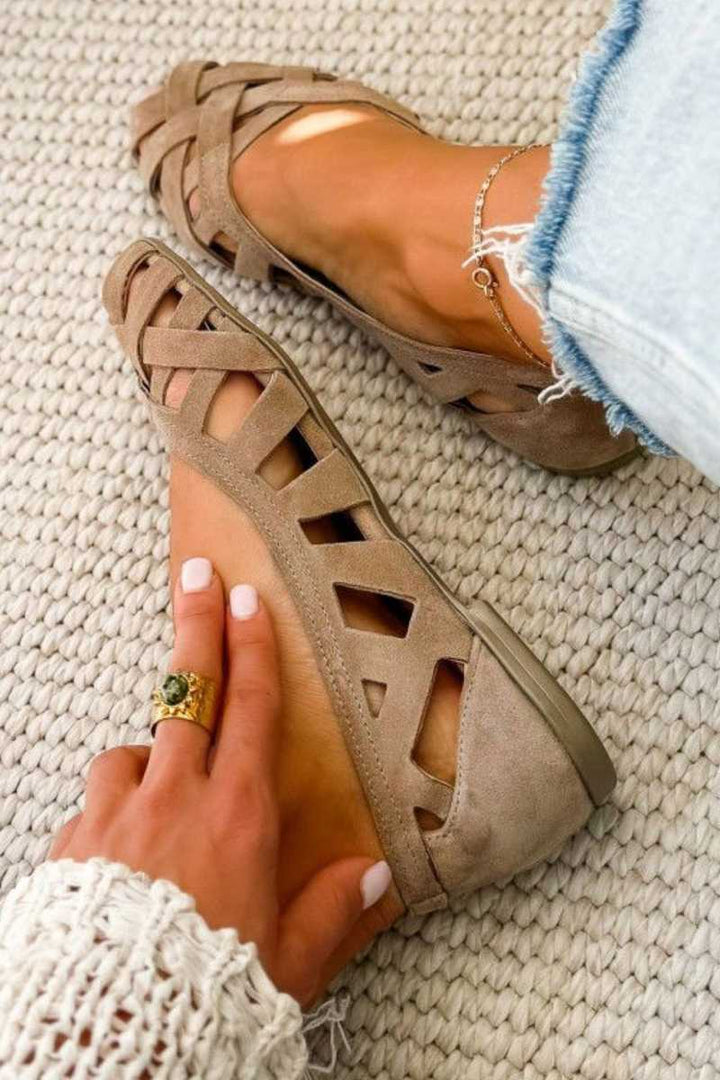 Zariah | Flat, woven cut-out sandals