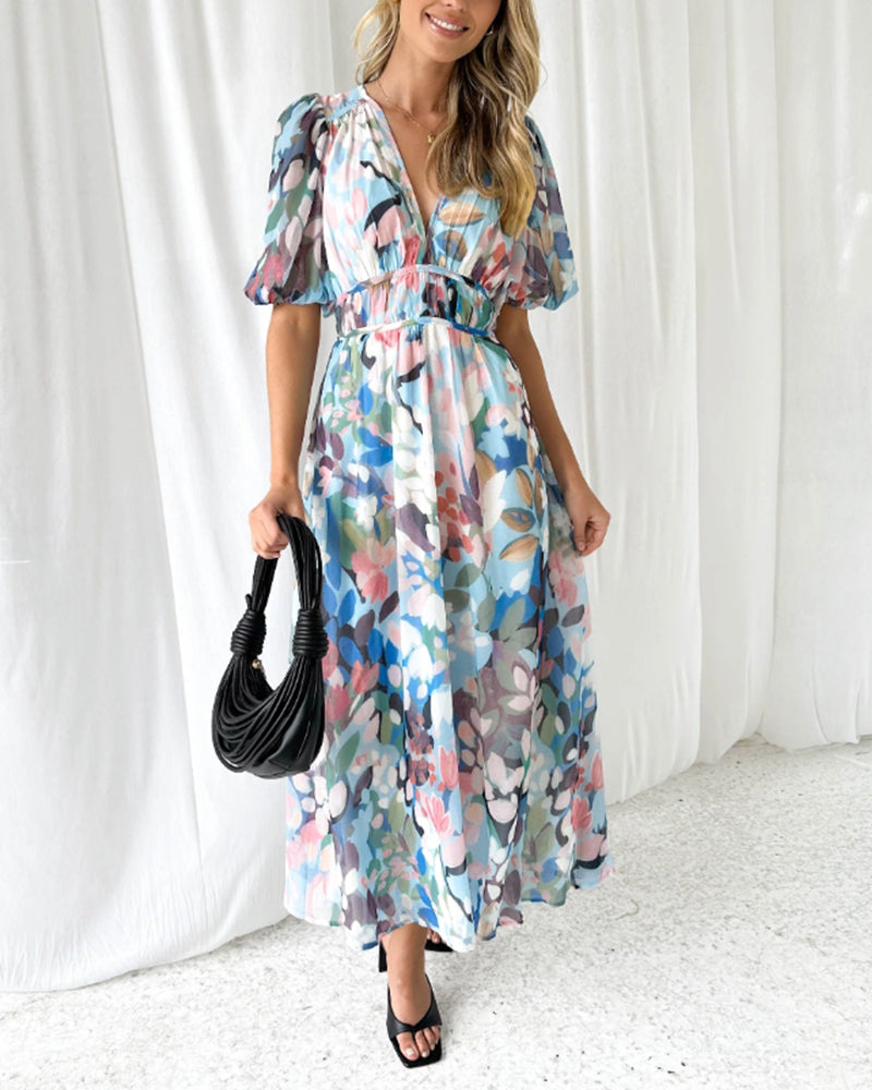 Claire | Feminine Dress with Floral Pattern