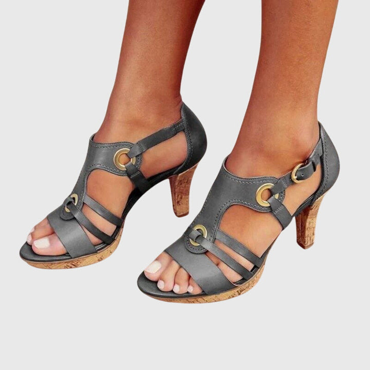Elle | Stunning Sandals