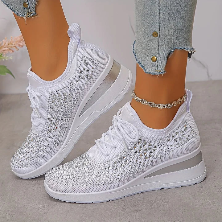 June | Orthopedic Sneakers