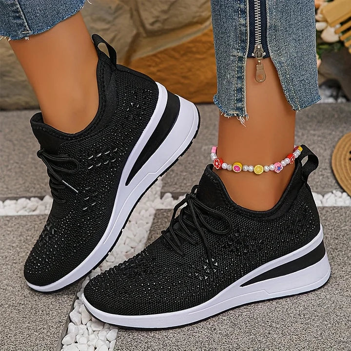 June | Orthopedic Sneakers