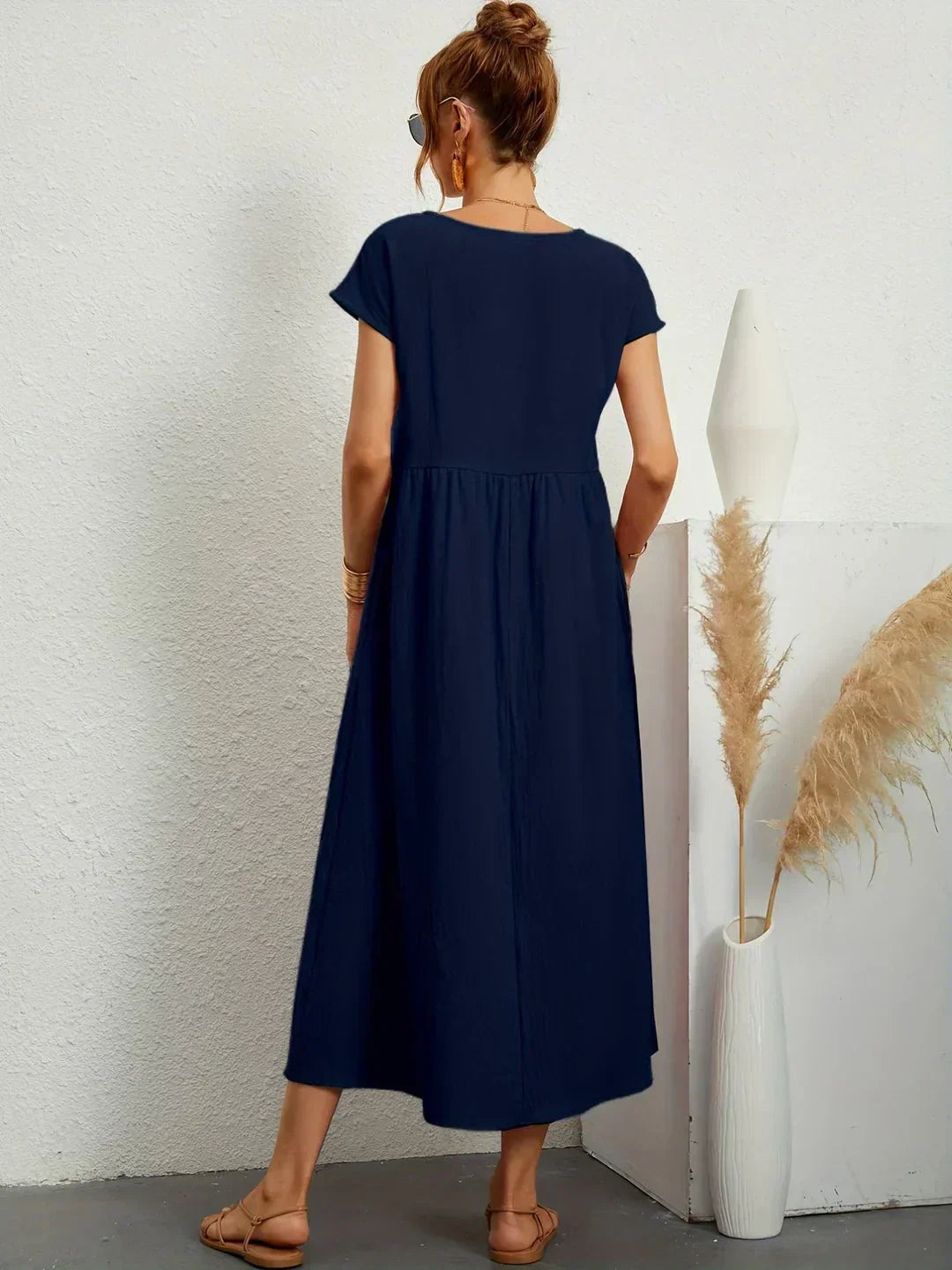 Leila | A Flowing Midi Dress