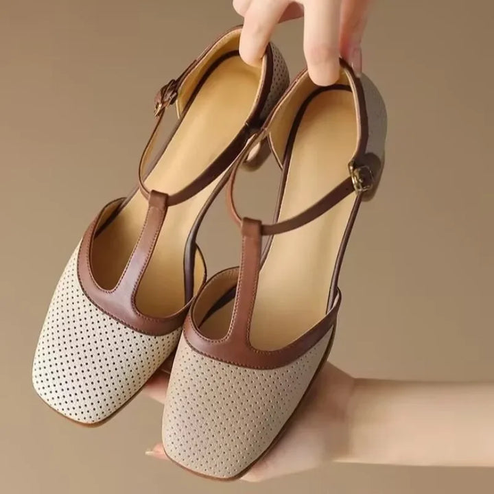 Ellie | Timeless Pumps