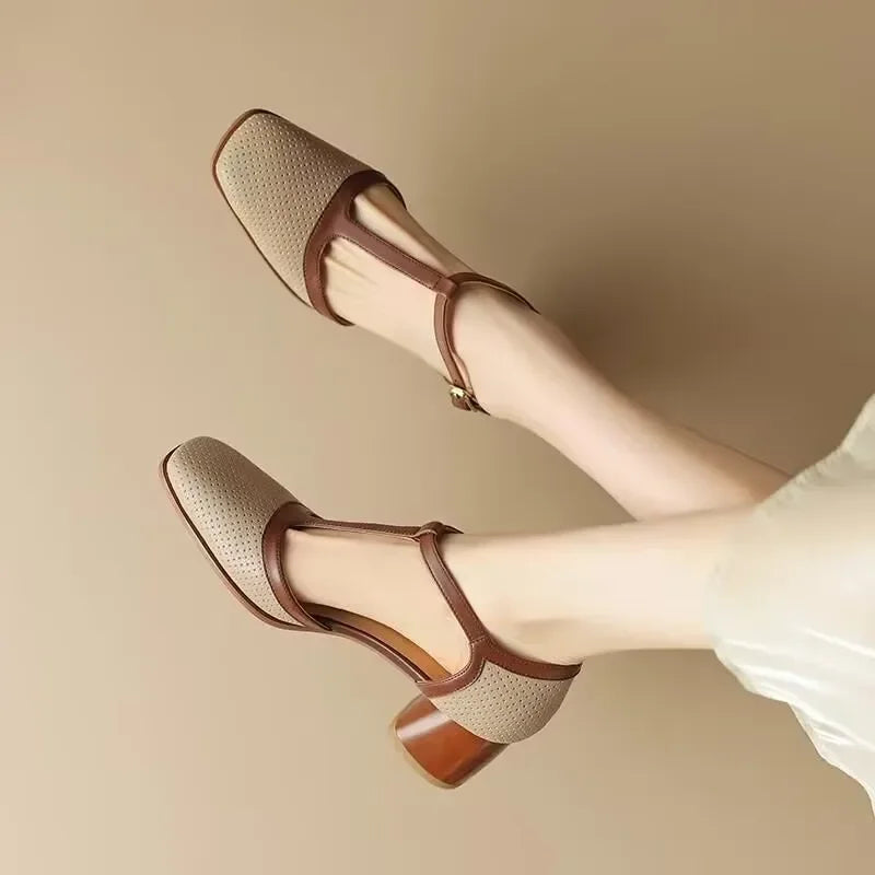 Ellie | Timeless Pumps