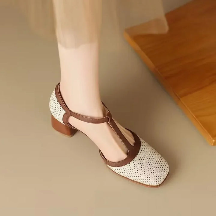 Ellie | Timeless Pumps