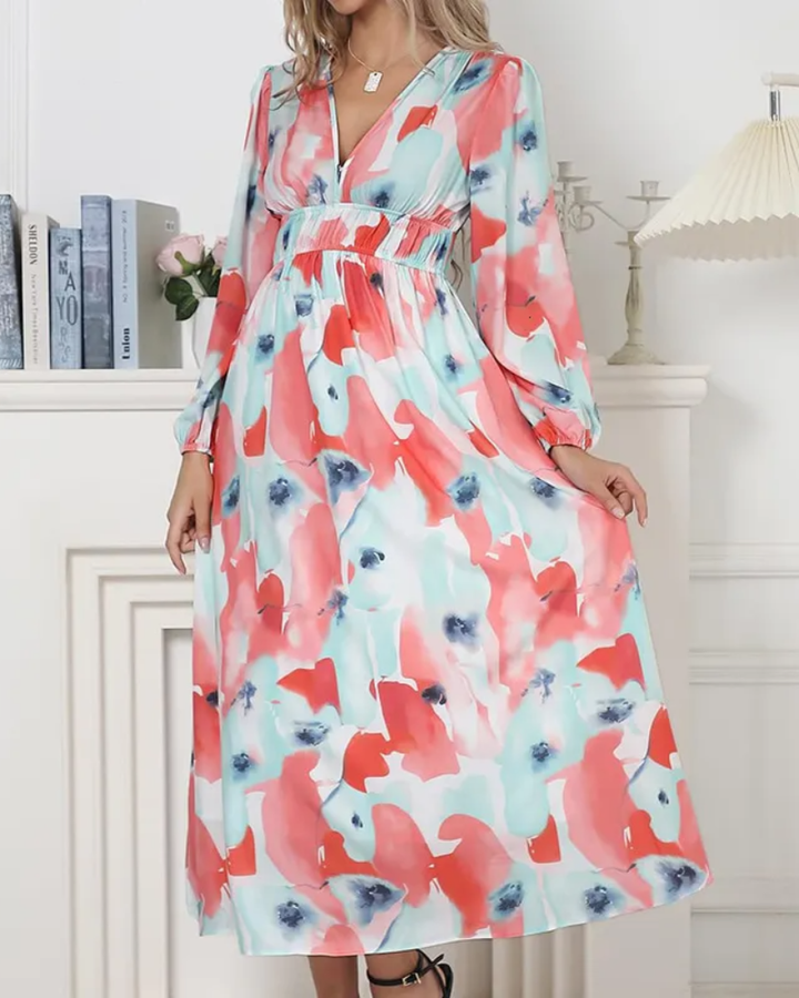Claire | Feminine Dress with Floral Pattern