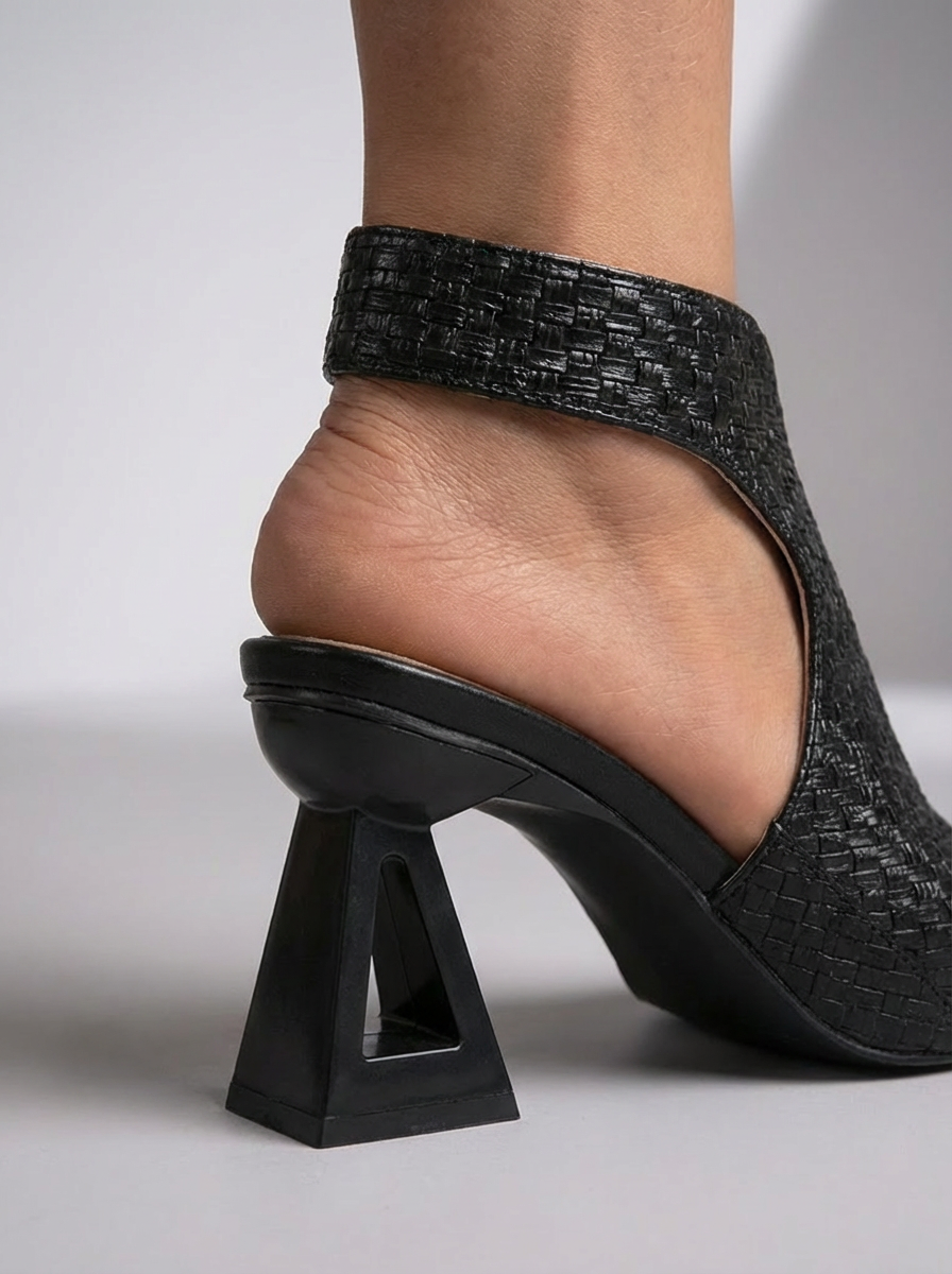 Lucy | Elegant Braided Sandals